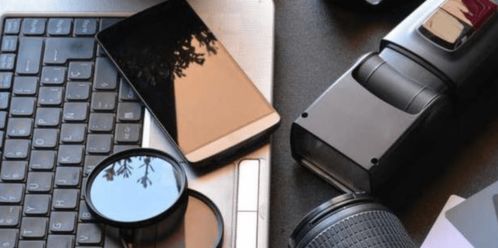 高考后迎电子产品销售旺季，学生群体成消费主力